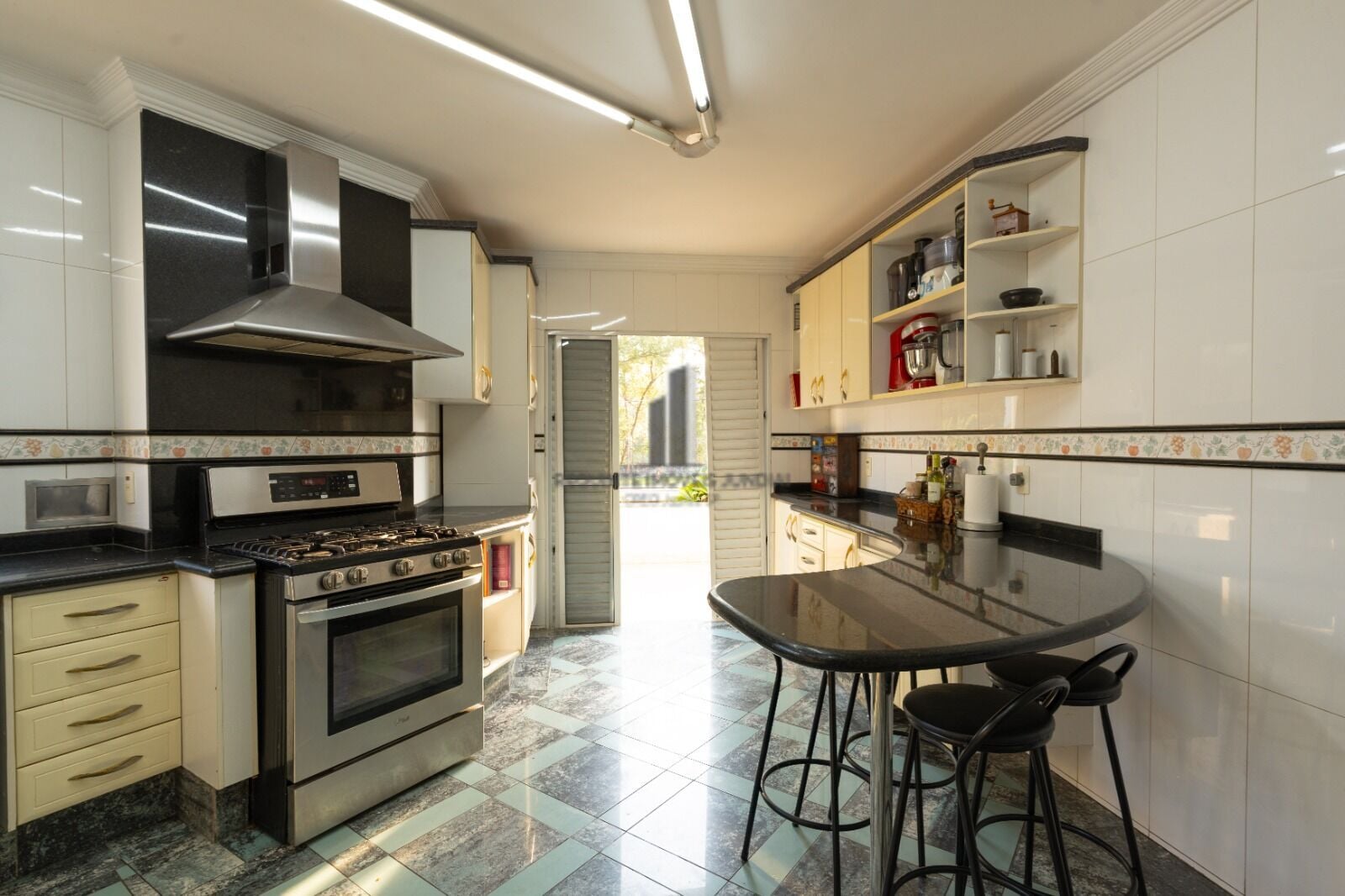Casa, 4 quartos, 250 m² - Foto 16