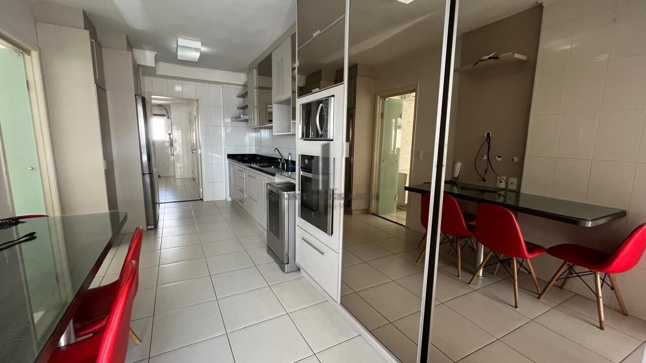 Apartamento, 3 quartos, 216 m² - Foto 25