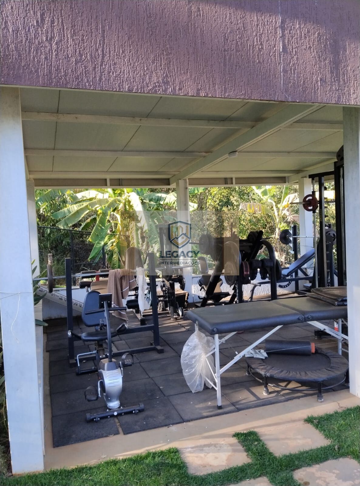 Casa de cinema mobiliada, Condomínio em Corumbá,