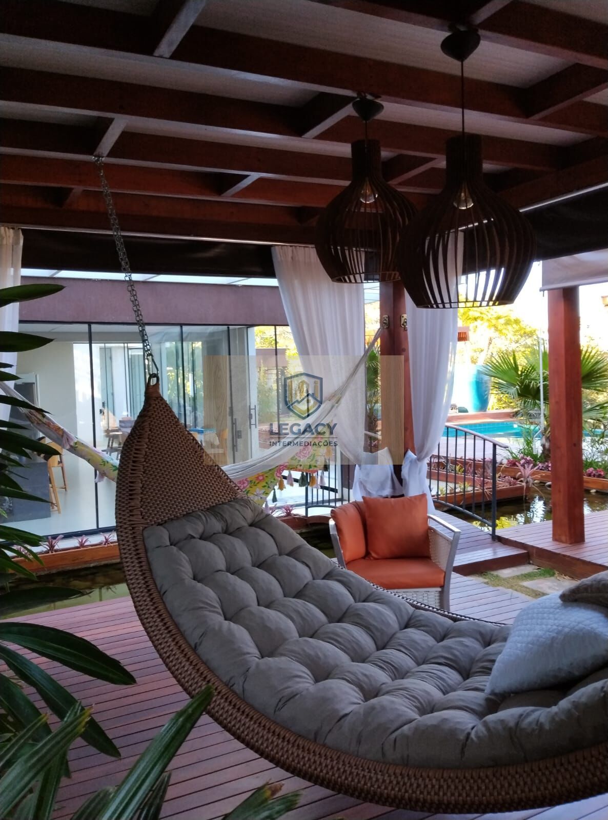 Casa de cinema mobiliada, Condomínio em Corumbá,