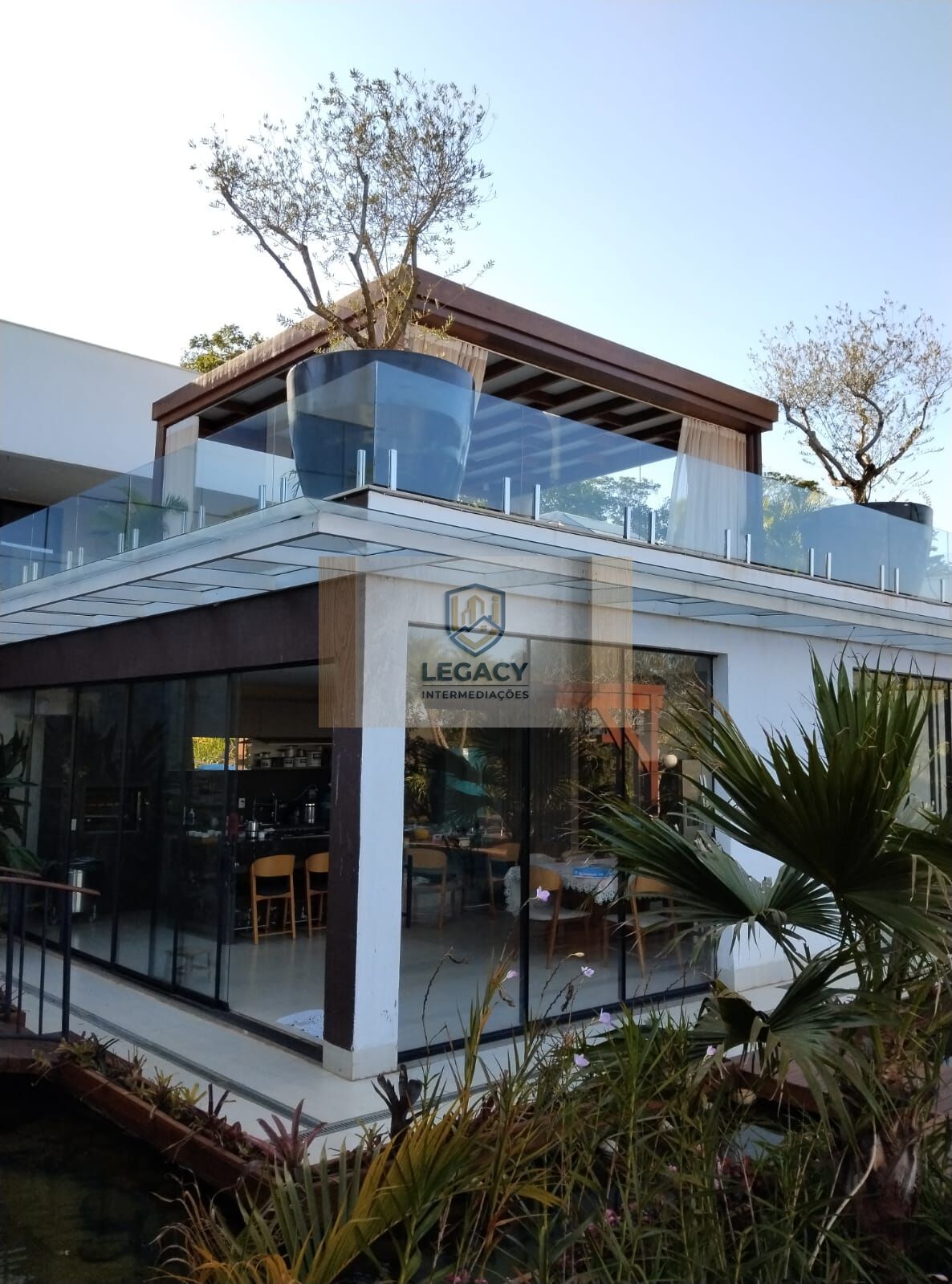 Casa de cinema mobiliada, Condomínio em Corumbá,