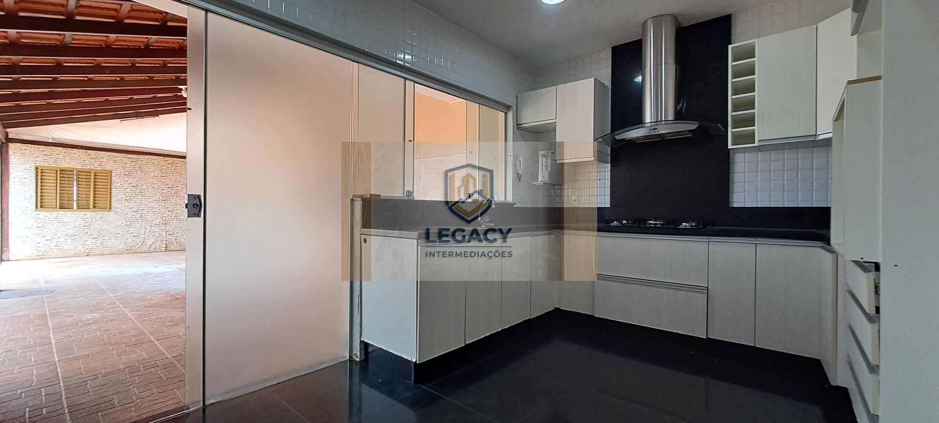 Casa espaçosa à venda em Taguatinga