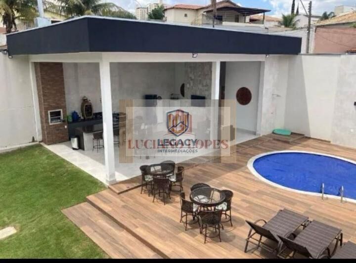 Casa à venda no bairro Setor Habitacional Arniqueira (Águas Claras) - Brasília/DF