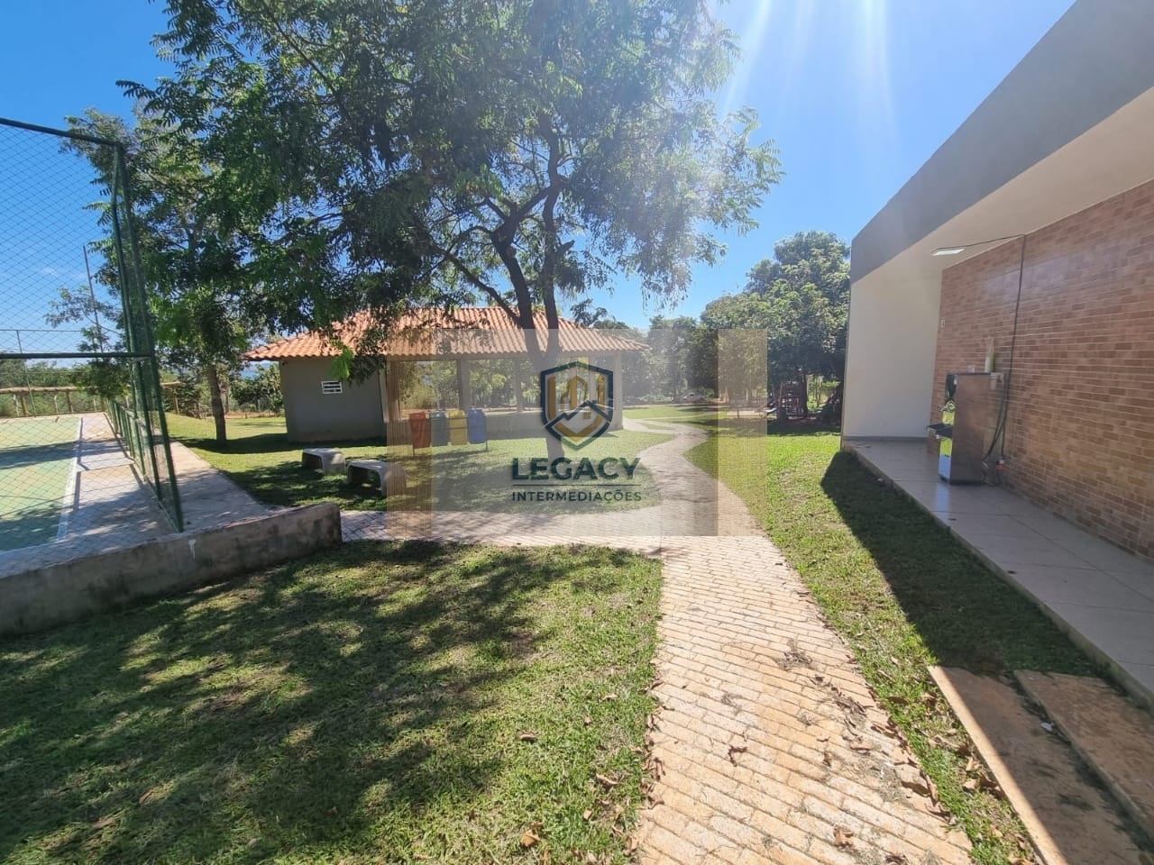 Terreno em Condomínio fechado com lazer no Corumbá