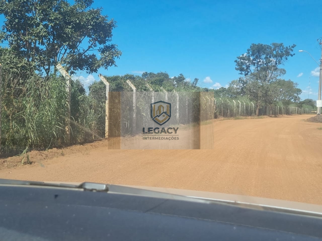 Terreno em Condomínio fechado com lazer no Corumbá