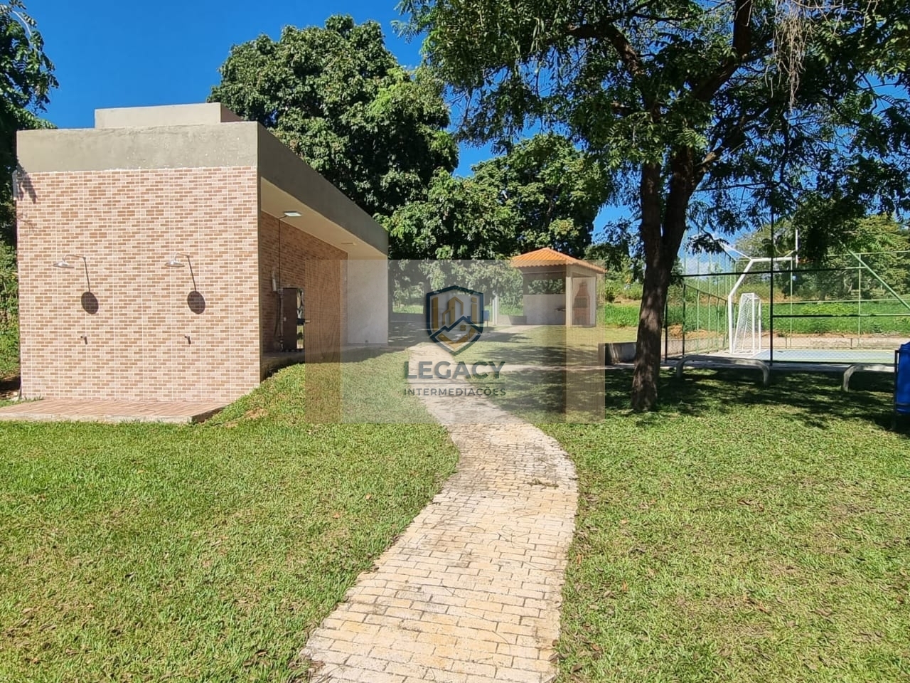 Terreno em Condomínio fechado com lazer no Corumbá