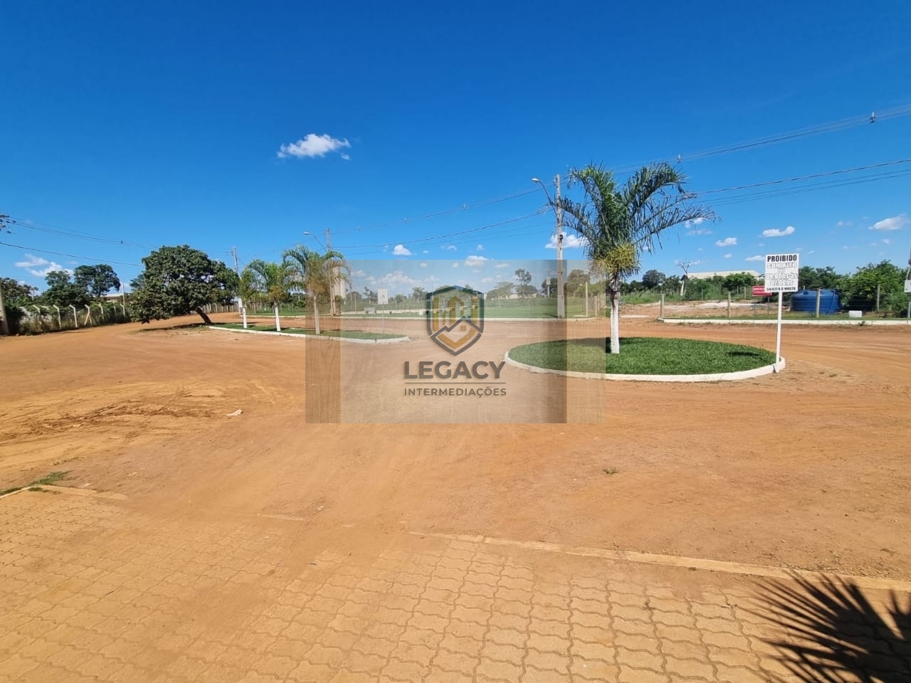 Terreno em Condomínio fechado com lazer no Corumbá