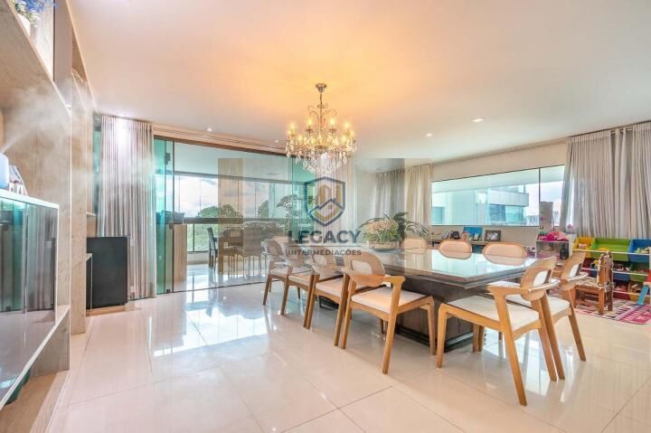Apartamento Alto Padrão com vista livre e 1 por andar