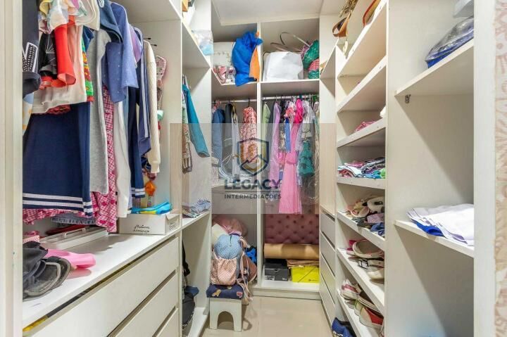 Apartamento Alto Padrão com vista livre e 1 por andar