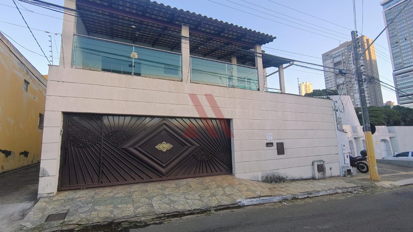 Sobrado, 6 quartos, 171 m² - Foto 1