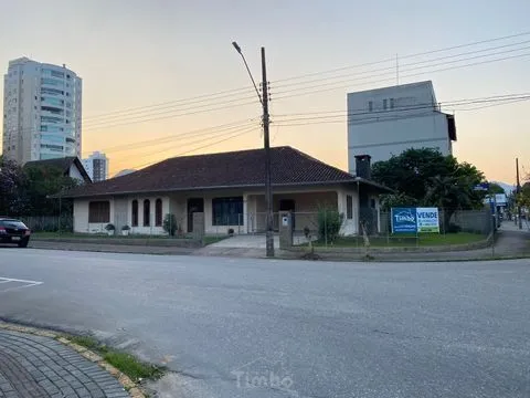 Casa à venda no bairro Capitais em Timbó/SC