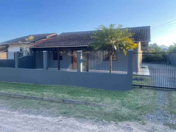 Casa à venda no bairro Nações em Timbó/SC