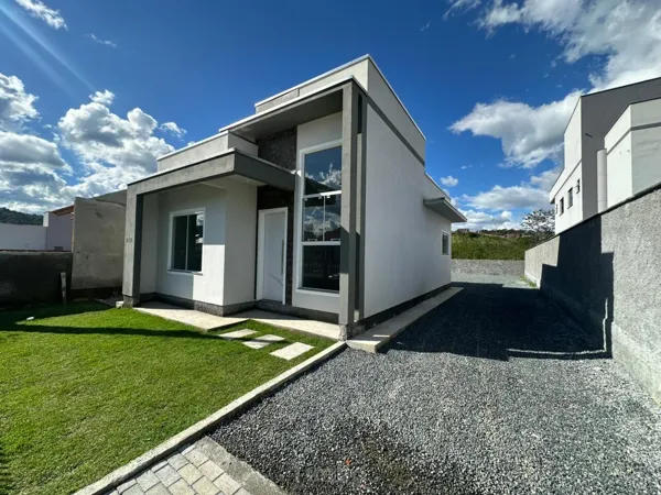 Casa à venda no bairro Arapongas em Indaial/SC