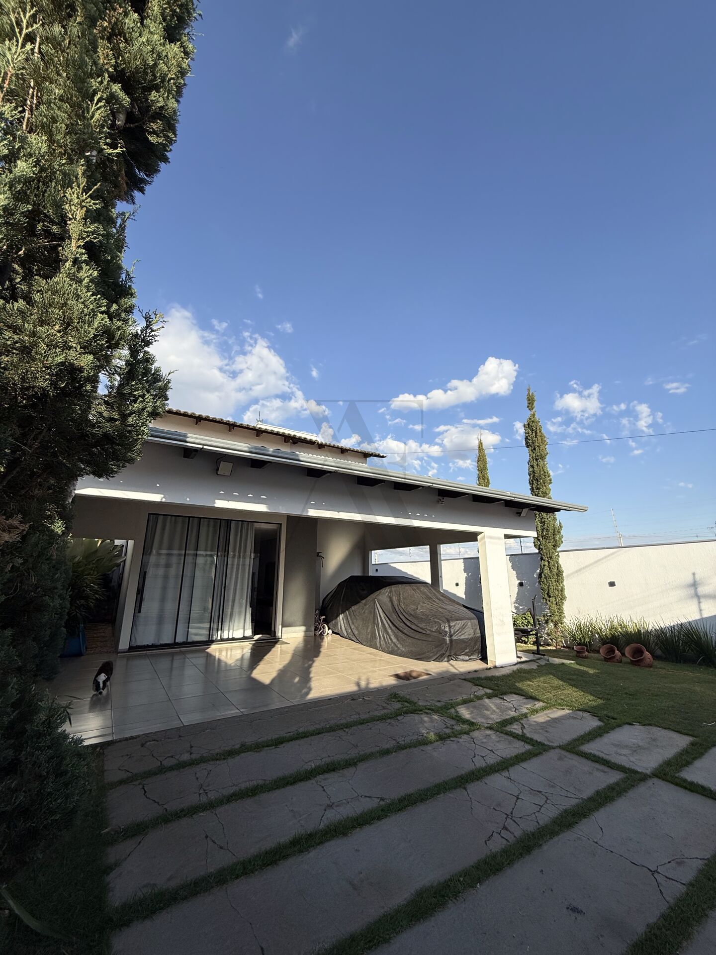 Casa, 2 quartos, 180 m² - Foto 1