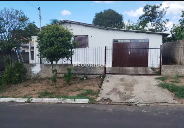 Casa à venda no bairro Cachoeira do Sul em Cachoeira do Sul/RS