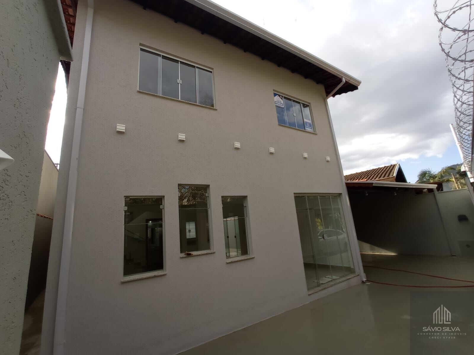 Casa, 3 quartos, 208 m² - Foto 1