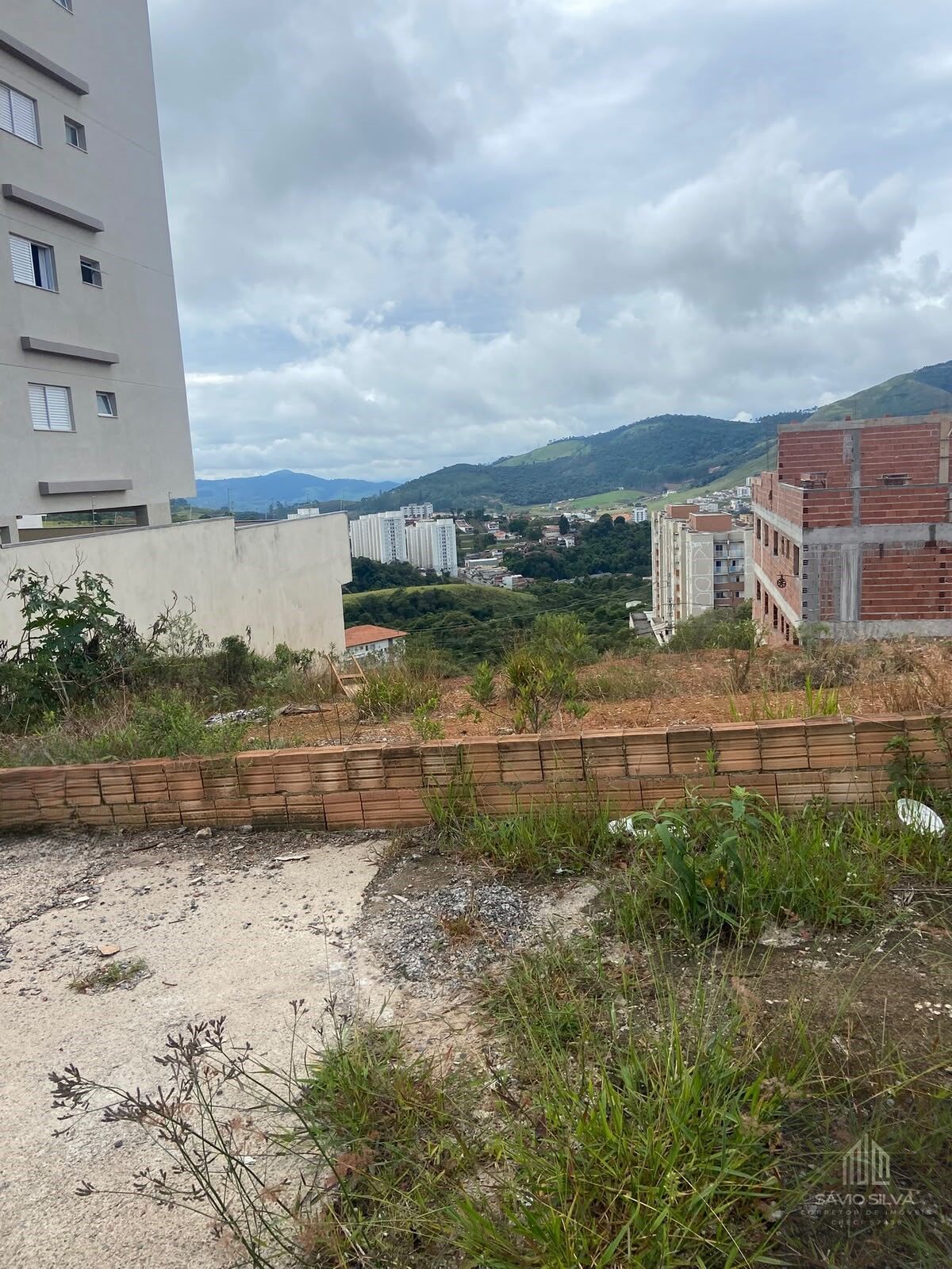 Terreno, 300 m² - Foto 1