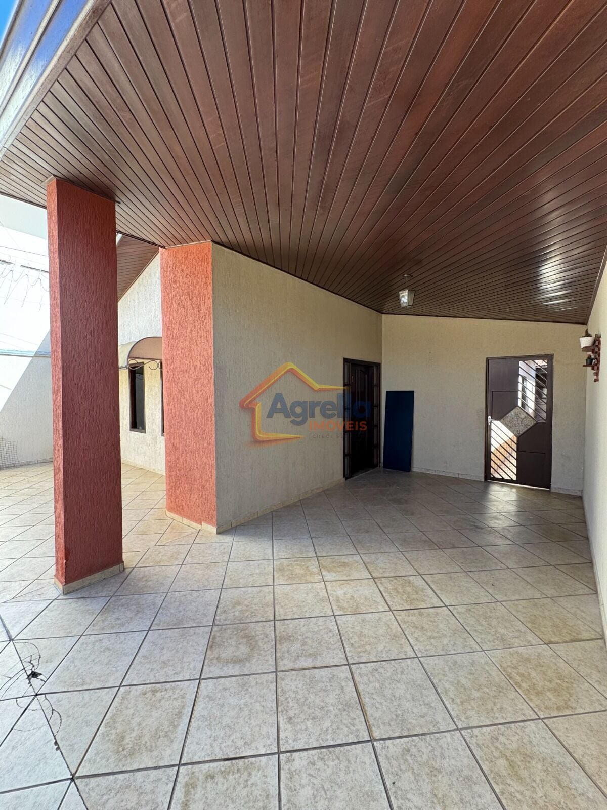 Casa, 3 quartos, 180 m² - Foto 1