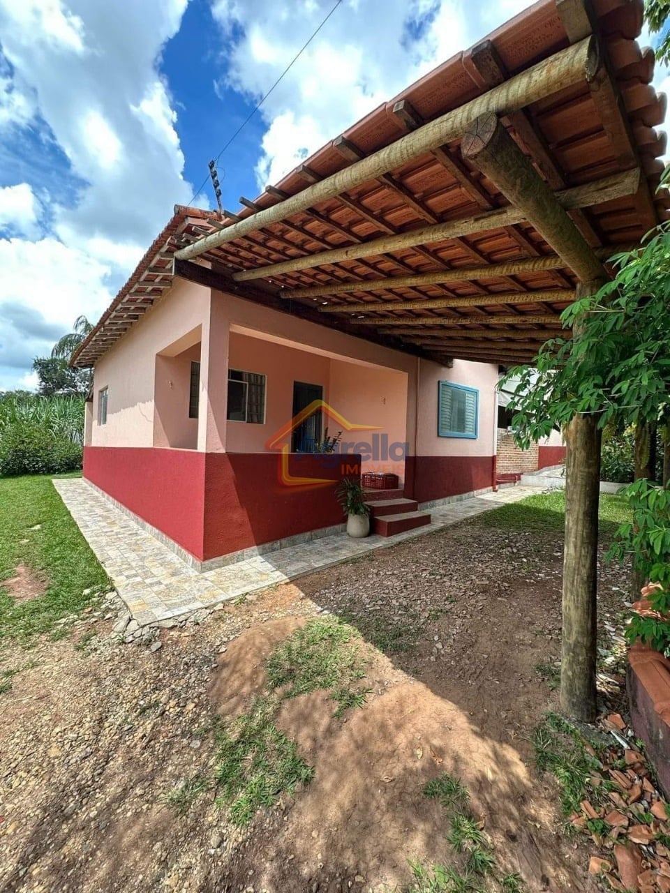 Sítio, 2 quartos, 150 m² - Foto 1