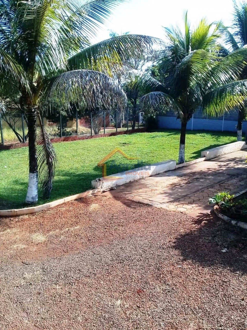 Sítio, 2 quartos, 140 m² - Foto 1