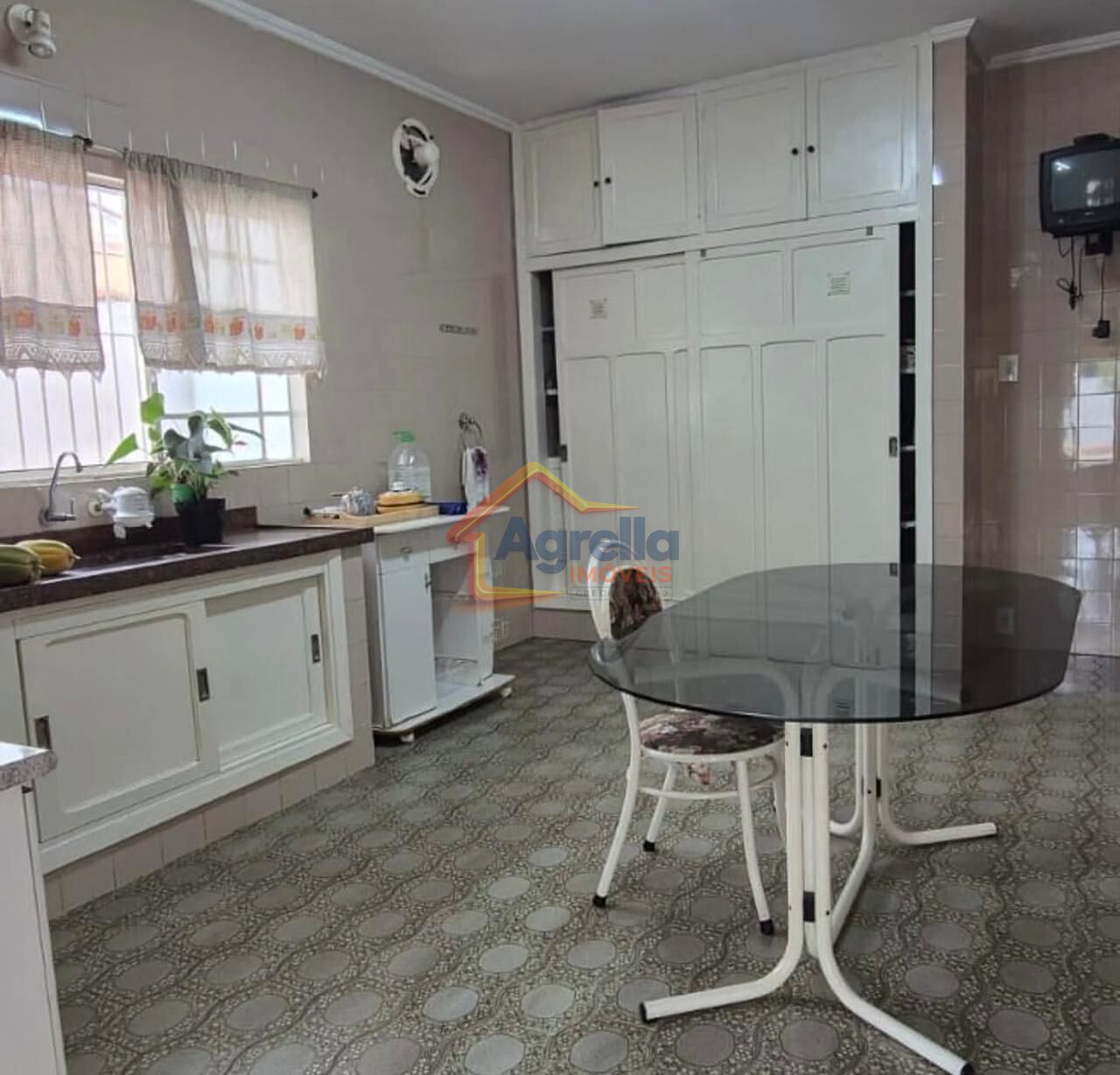 Casa, 3 quartos, 176 m² - Foto 2