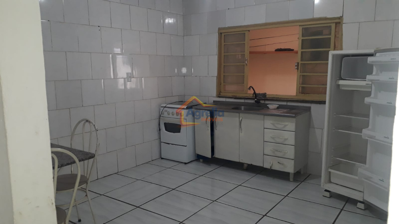 Sítio, 2 quartos, 130 m² - Foto 4