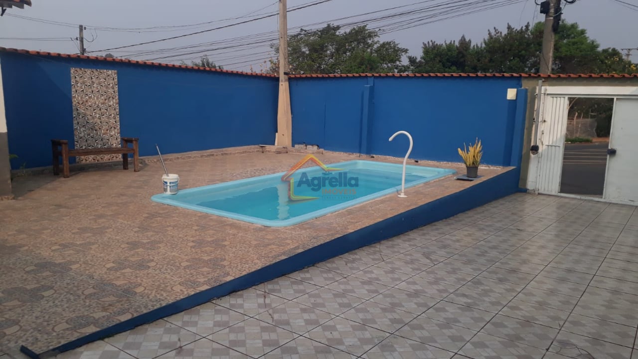 Sítio, 2 quartos, 130 m² - Foto 1