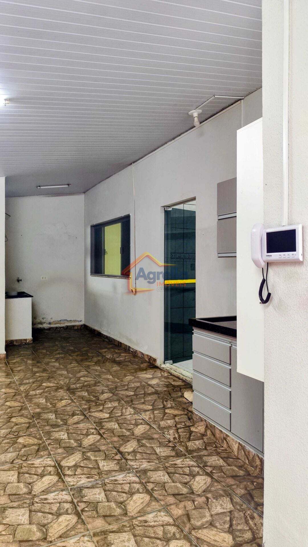 Casa, 3 quartos, 183 m² - Foto 2