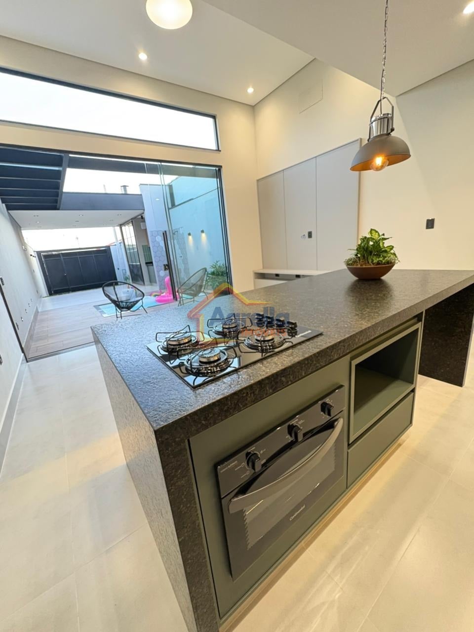Casa, 2 quartos, 150 m² - Foto 1