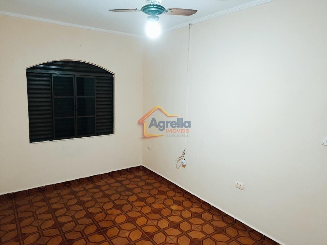 Casa, 2 quartos, 110 m² - Foto 1