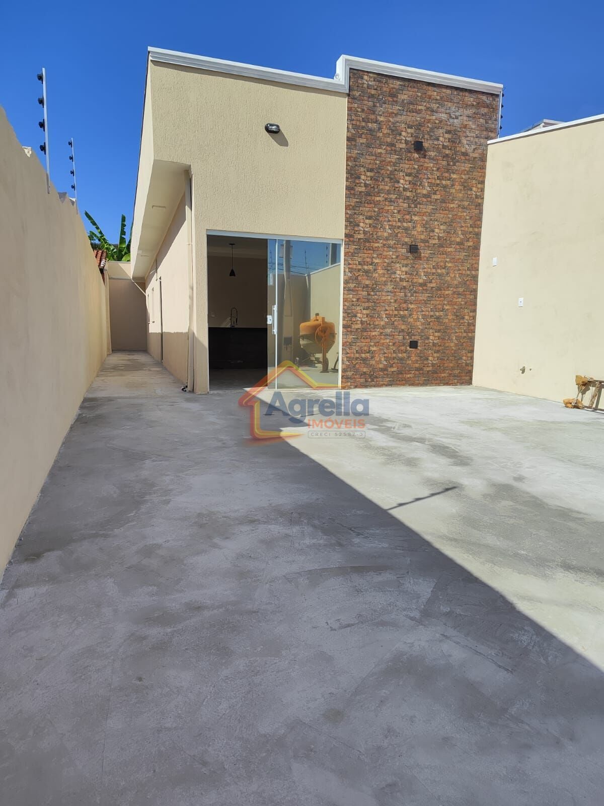 Casa, 2 quartos, 74 m² - Foto 1
