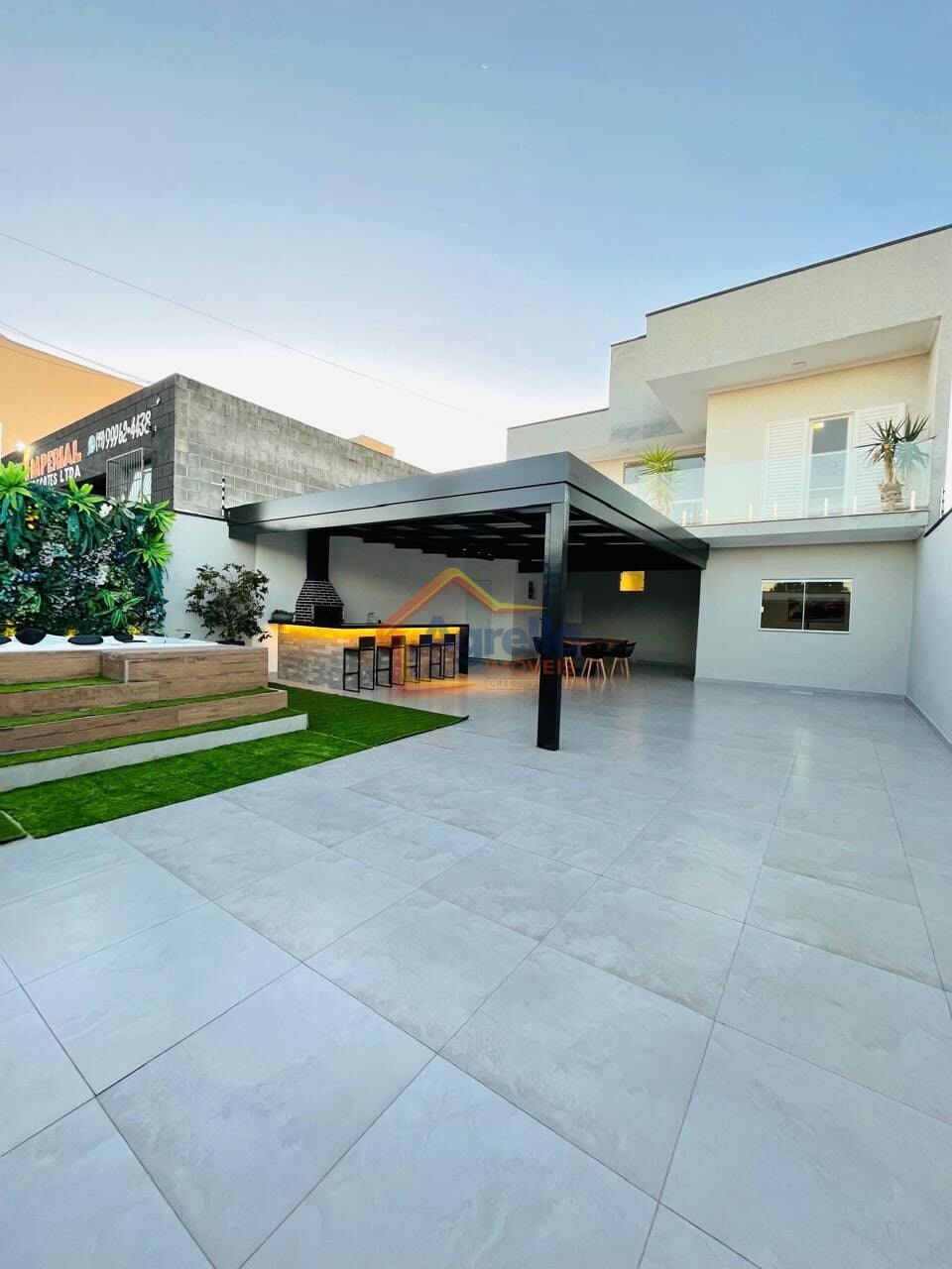 Sobrado, 3 quartos, 180 m² - Foto 1