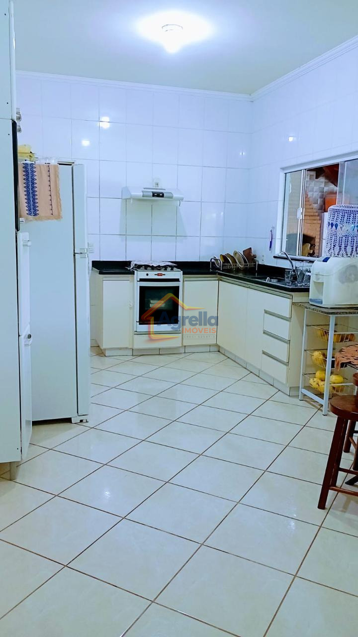 Sítio, 3 quartos, 9200 m² - Foto 8