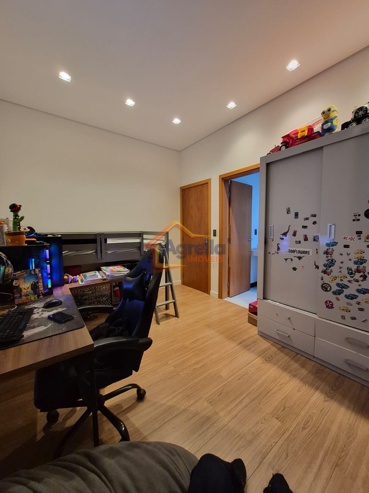Casa, 3 quartos, 211 m² - Foto 4
