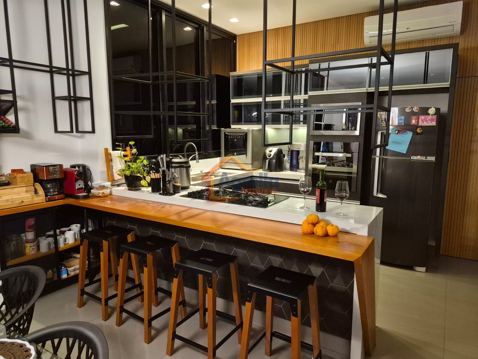 Casa, 3 quartos, 211 m² - Foto 30