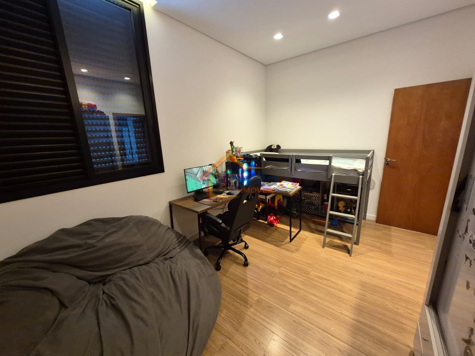 Casa, 3 quartos, 211 m² - Foto 26