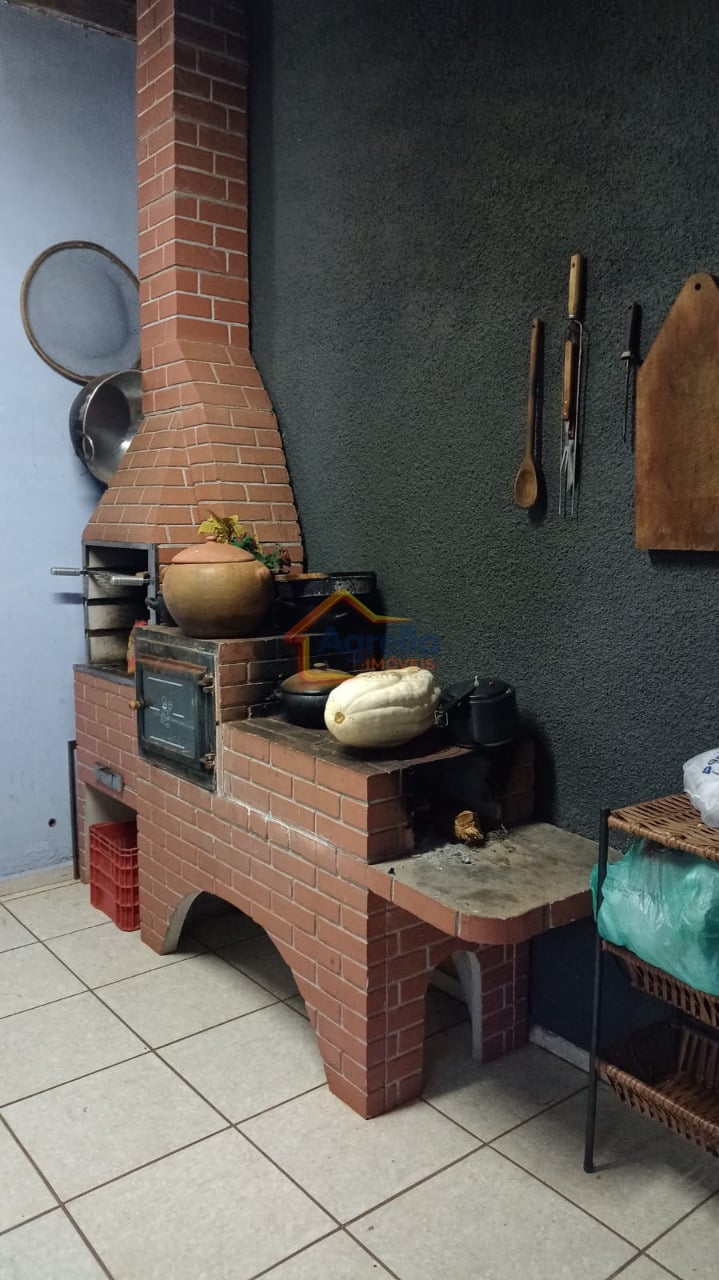 Casa, 3 quartos, 167 m² - Foto 2