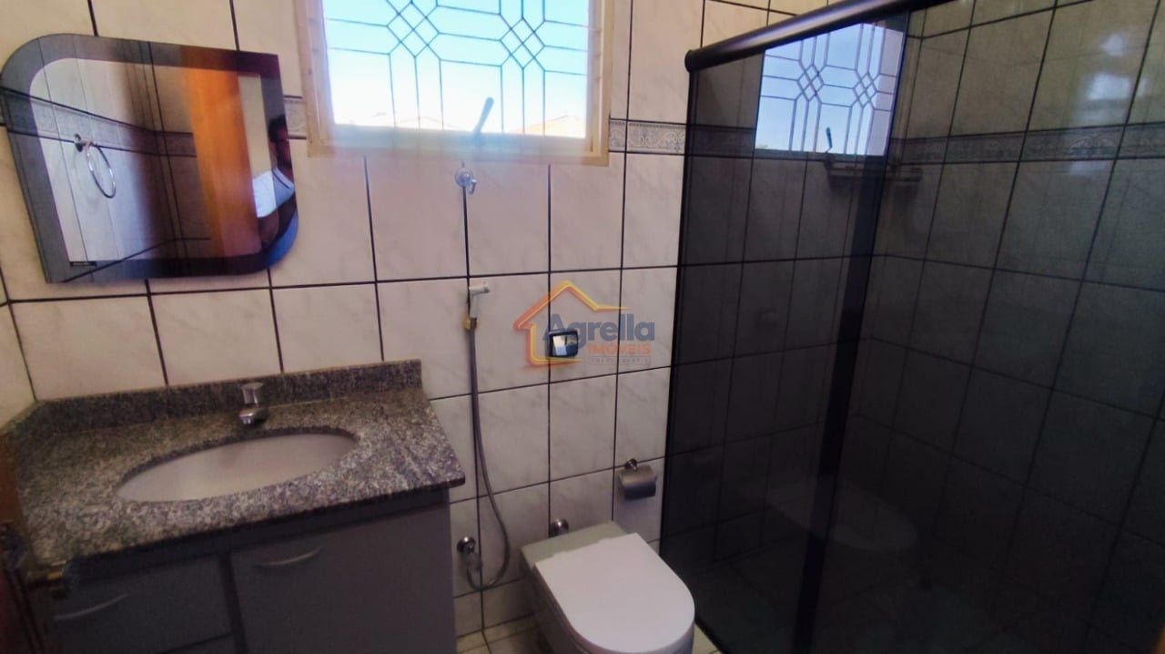 Casa, 4 quartos, 210 m² - Foto 24