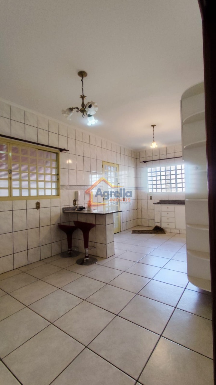 Casa, 4 quartos, 210 m² - Foto 11