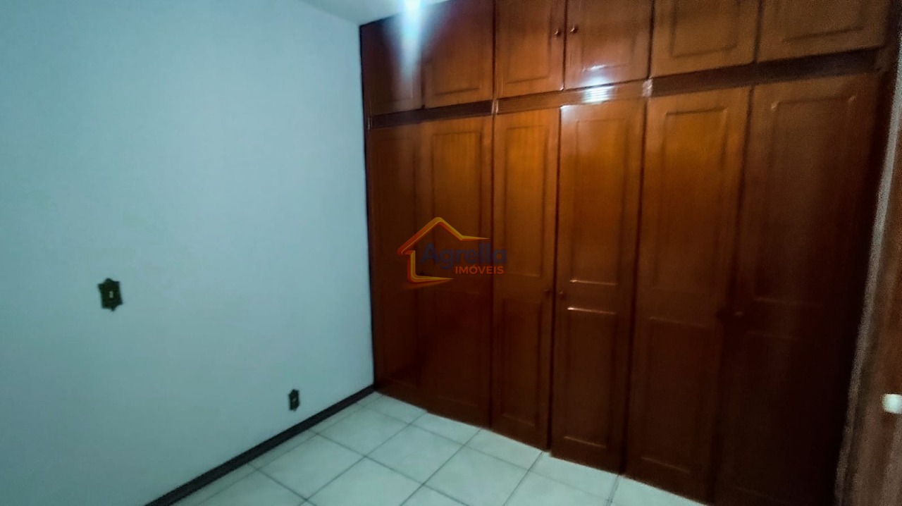 Casa, 4 quartos, 210 m² - Foto 23