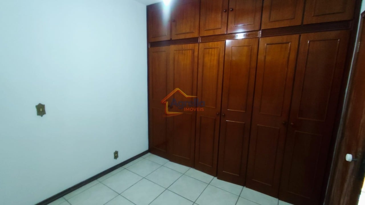 Casa, 4 quartos, 210 m² - Foto 22
