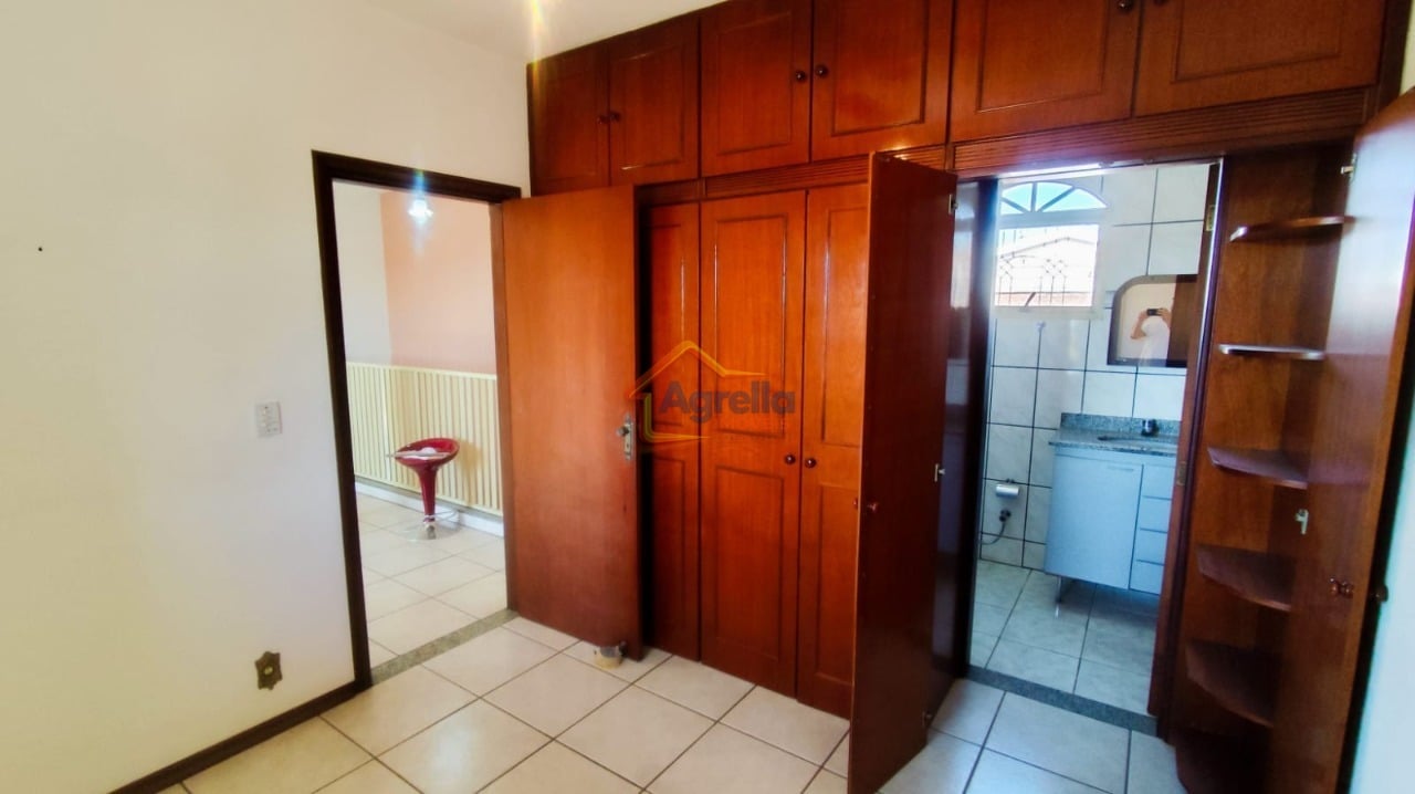 Casa, 4 quartos, 210 m² - Foto 16