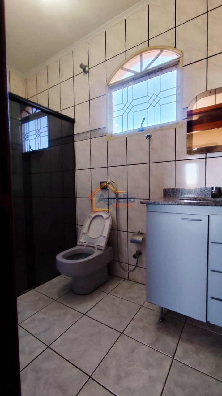 Casa, 4 quartos, 210 m² - Foto 26