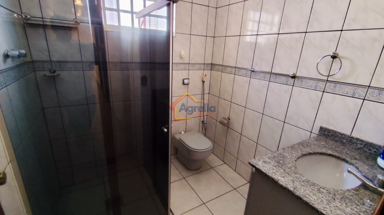 Casa, 4 quartos, 210 m² - Foto 9
