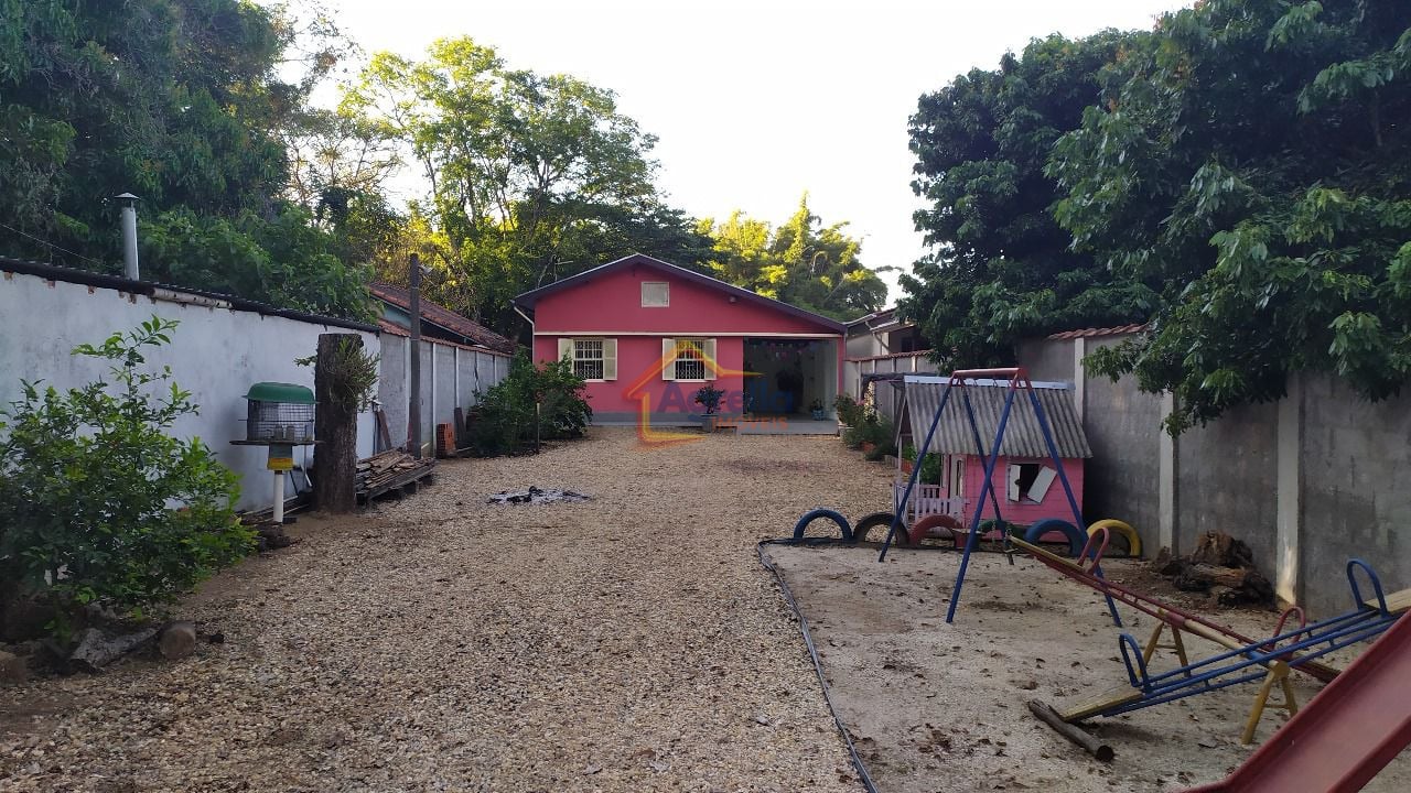 Sítio, 2 quartos, 150 m² - Foto 2