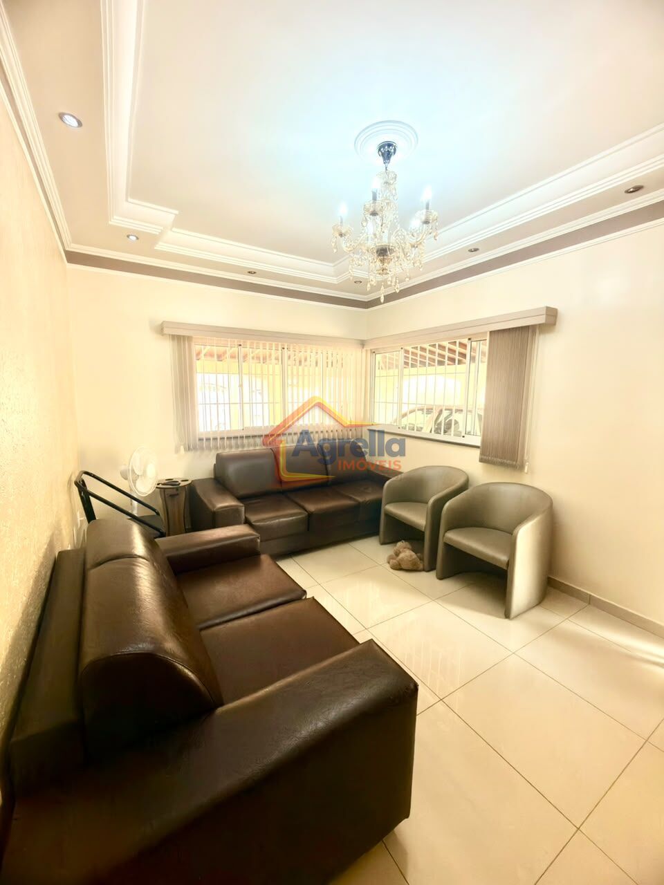 Casa, 3 quartos, 190 m² - Foto 2