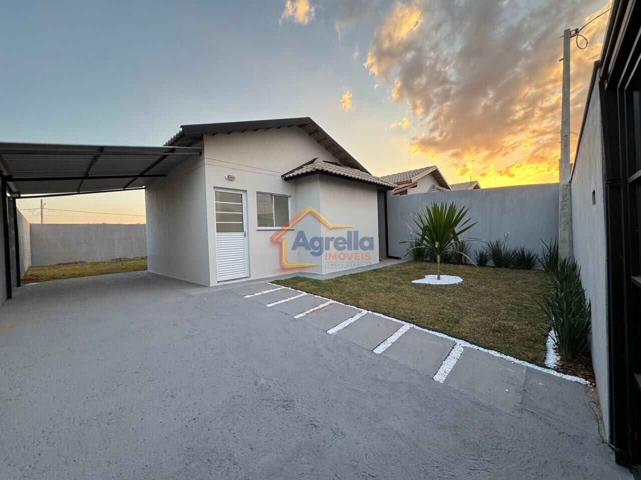 Casa, 2 quartos, 57 m² - Foto 1