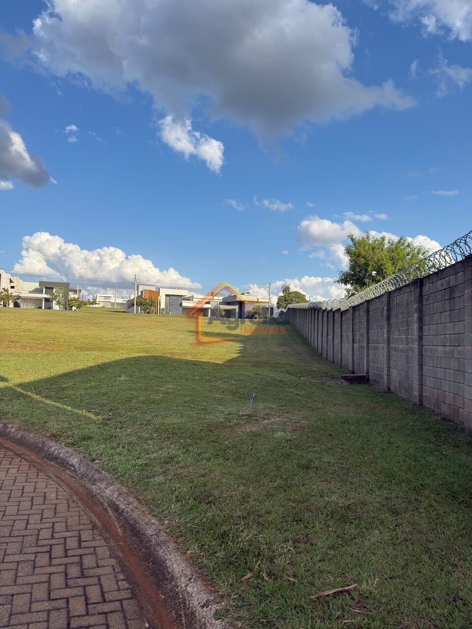 Terreno, 629 m² - Foto 1