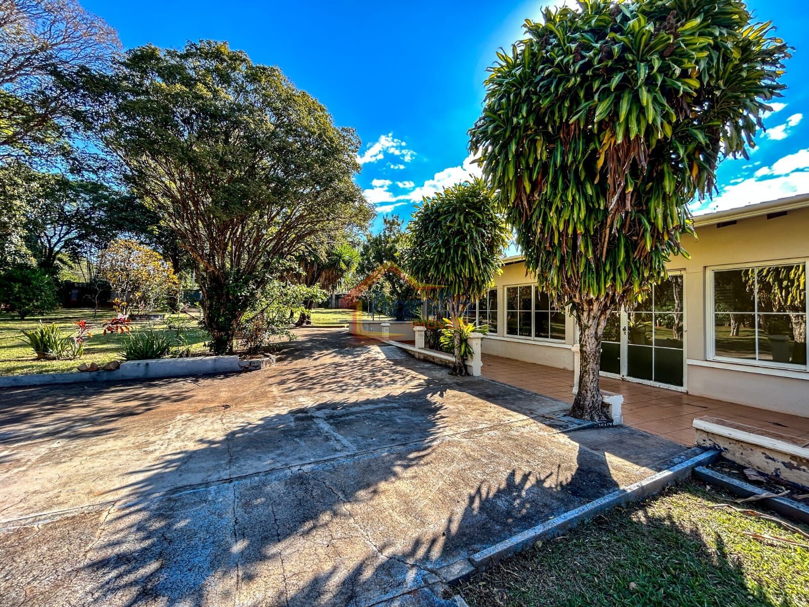 Sítio, 6 quartos, 2532 m² - Foto 3