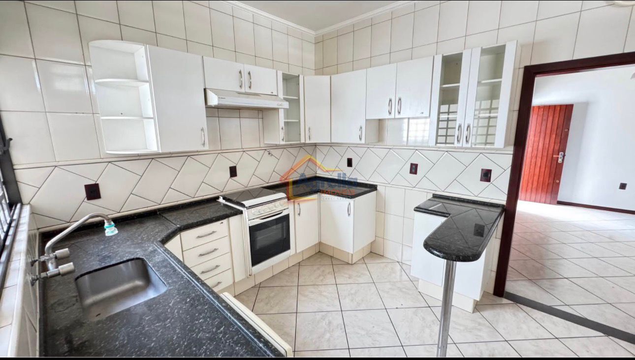 Casa, 3 quartos, 140 m² - Foto 4